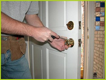 Expert Locksmith Services Skokie, IL 847-713-5692 Expert Locksmith Services Skokie, IL 847-713-5692