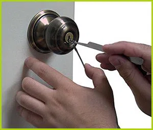 Expert Locksmith Services Skokie, IL 847-713-5692 Expert Locksmith Services Skokie, IL 847-713-5692 - 6-lock-locksmiths