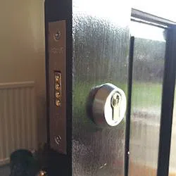 Expert Locksmith Services Skokie, IL 847-713-5692 - home-ls-01